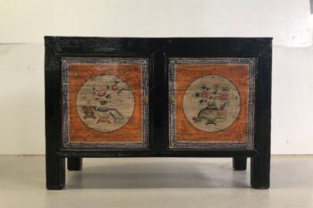 Mobile Tibetano ante (126x44x86)