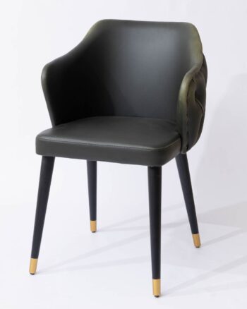 Sahra sedia in ecopelle nera